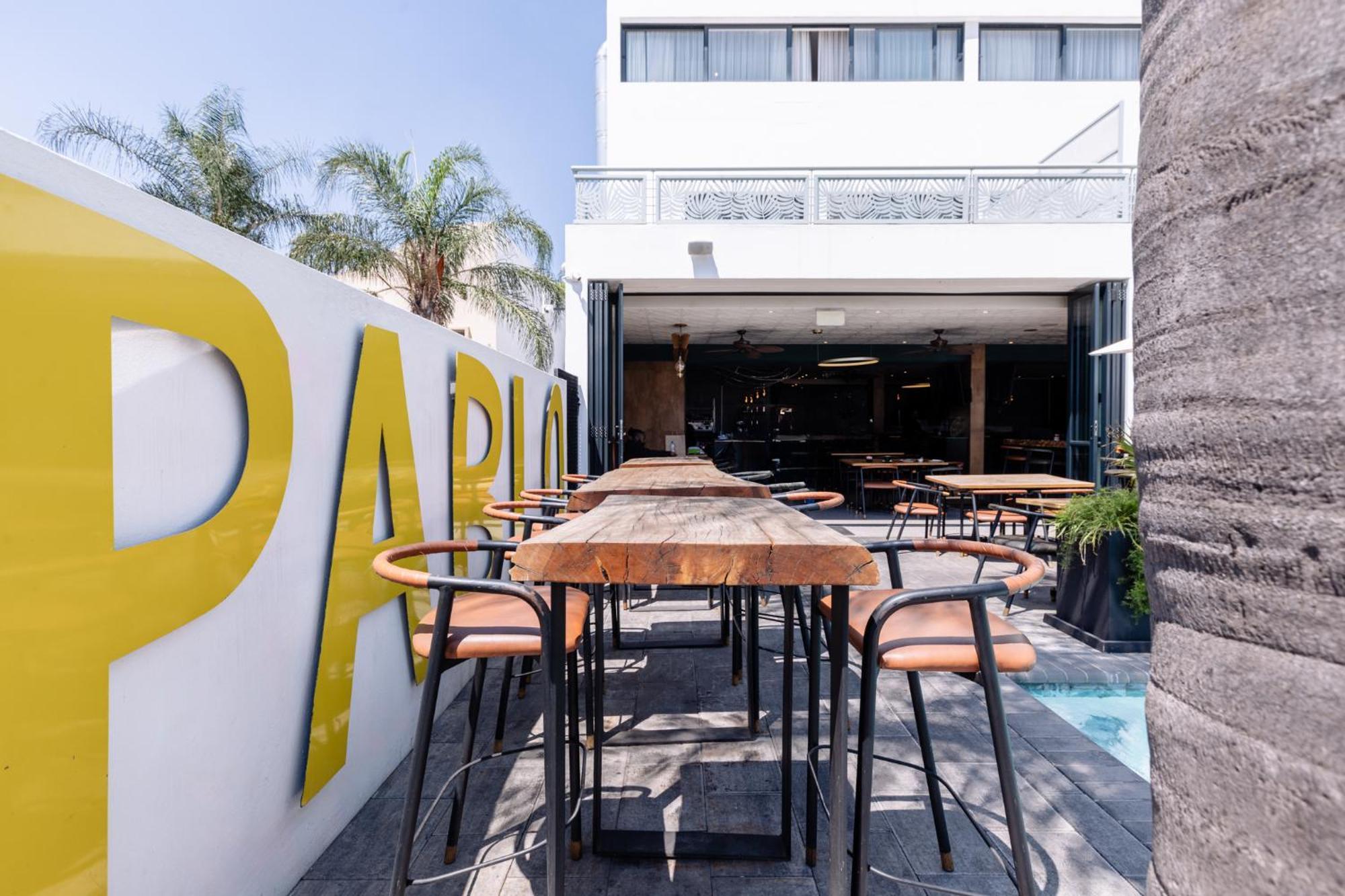Mint Hotel 84 On Katherine Йоханесбург Екстериор снимка